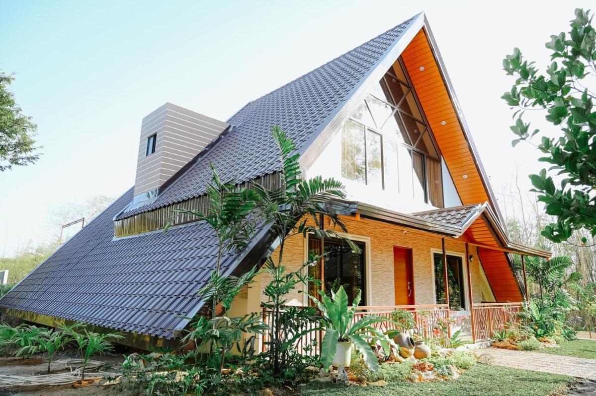 Redwood Cabin Bolinao Экстерьер фото