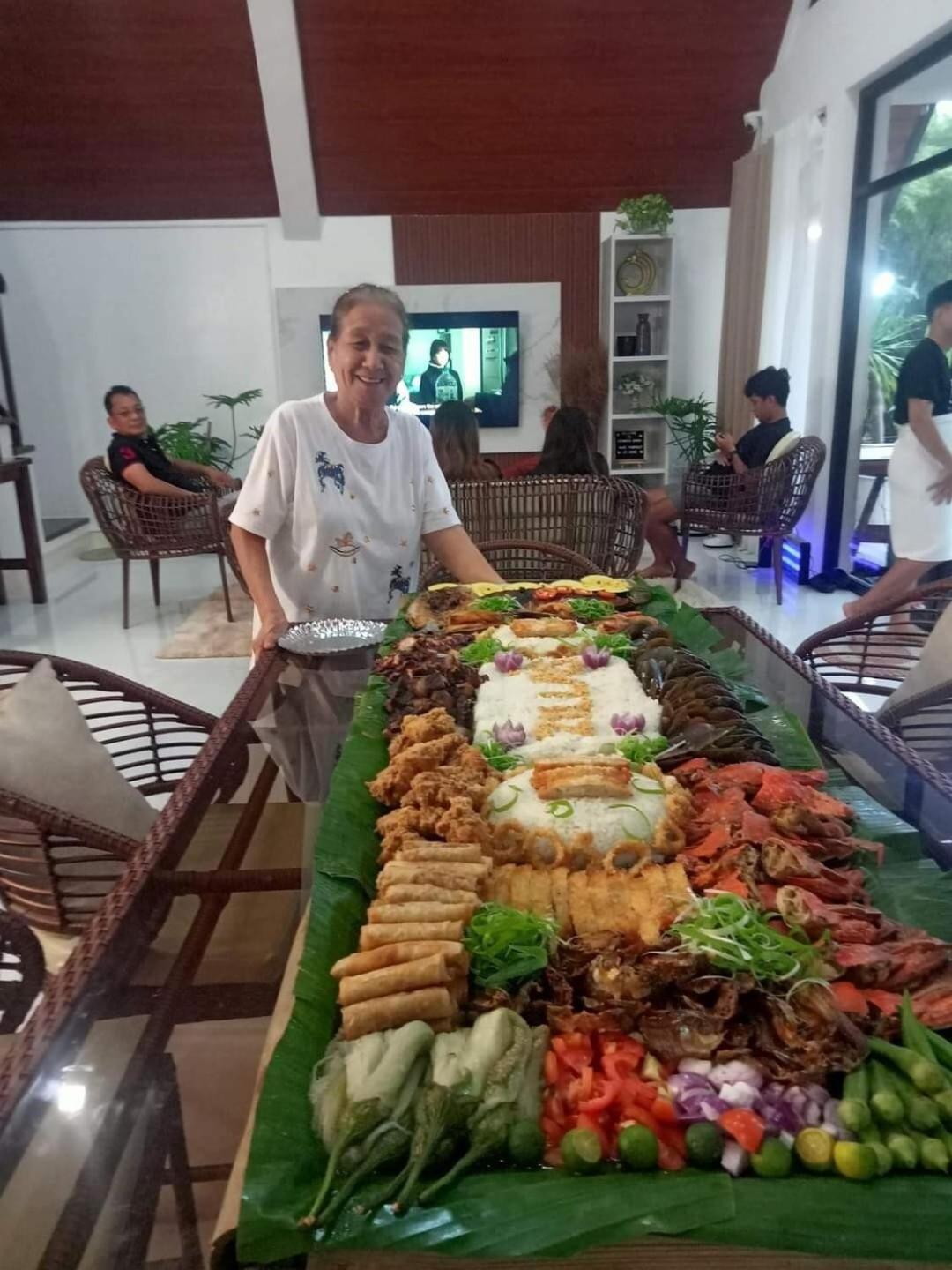 Redwood Cabin Bolinao Экстерьер фото